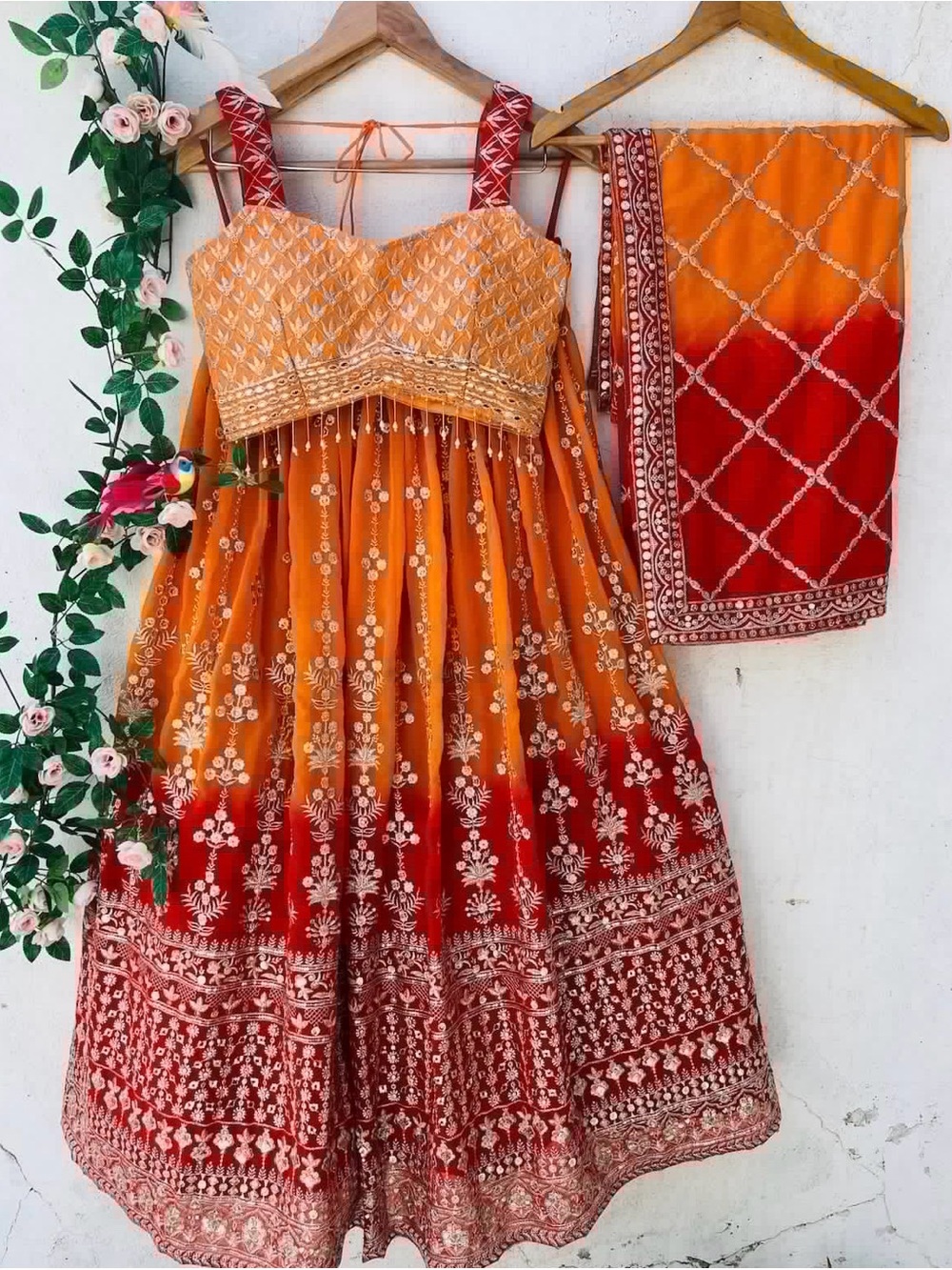 Woman’s Lehenga - 3 pieces - Picture 6 of 12